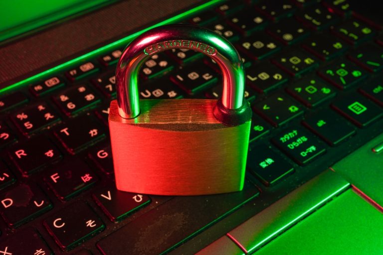 CAPTCHAs for Agents: The Webs Broken Identity Model Is About to Collapse